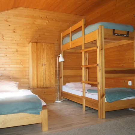 Maly Nad Rzeka Slupia 度假居 *